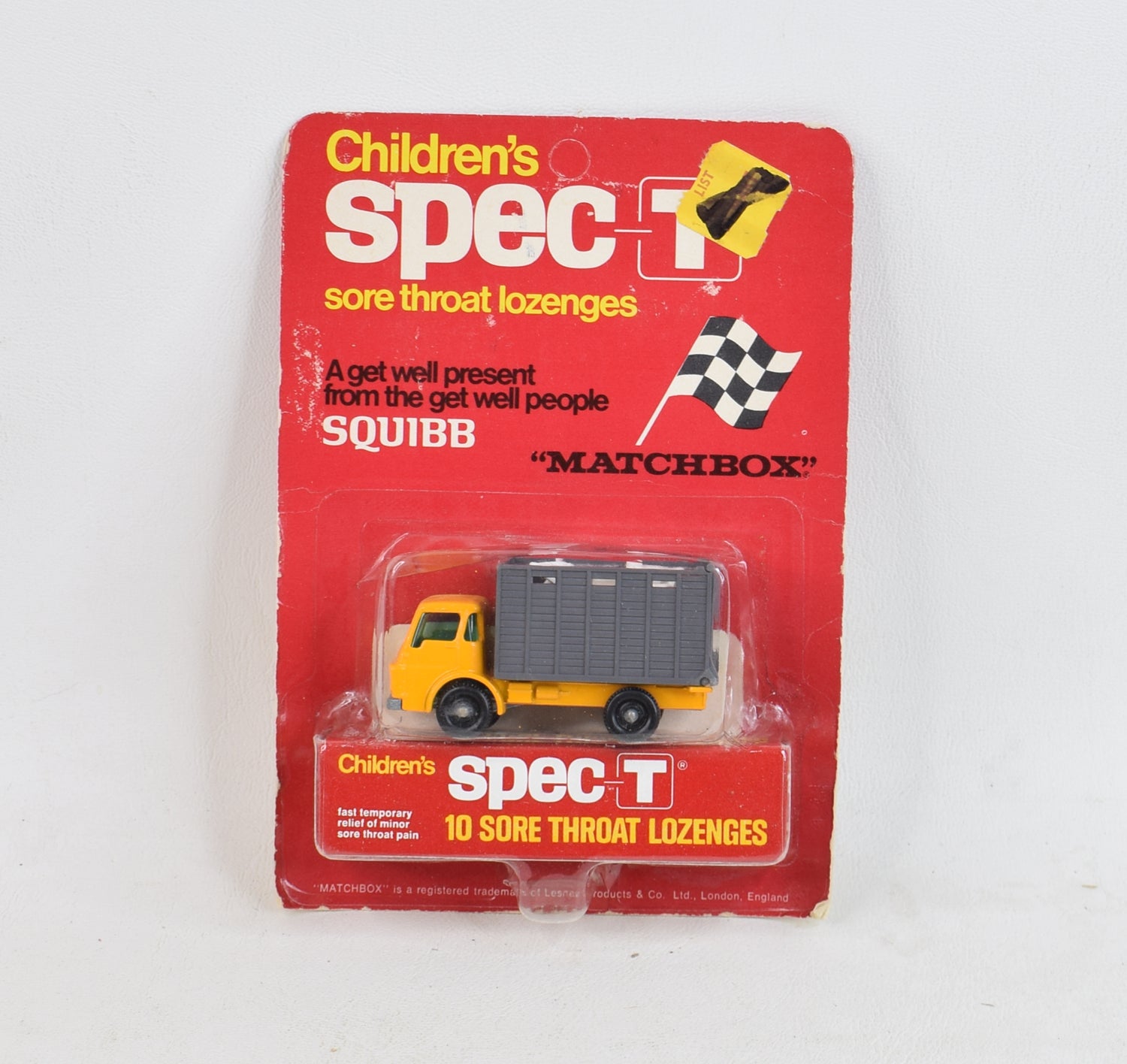 Matchbox Lesney No.37 Cattle truck (Spec-T card) M.O.C 