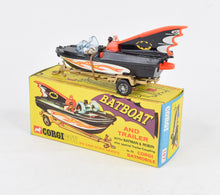Corgi toys 107 Batboat 1st issue (pale blue screens/large cast hubs) Virtually Mint/Lovely box
