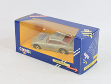 Corgi toys 271/1 Aston Martin 'Koepelbeurs Het National Automobiel Museum' Mint/Boxed