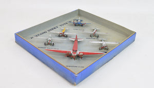 Pre war French Dinky Toys Gift Set 61 'Avions' Very Near Mint/Boxed