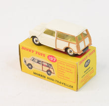 Dinky toys 197 Morris Mini-Traveller Virtually Mint/Boxed