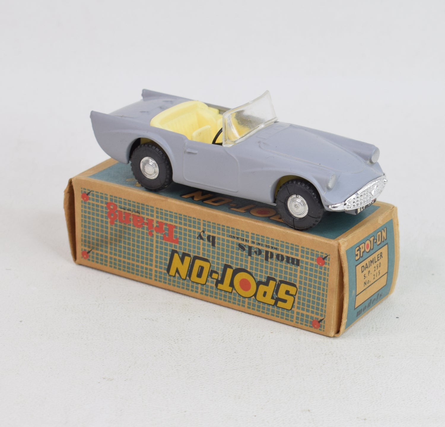 Spot-on 215 Daimler S.P 250 Virtually Mint/Nice box (matte grey)