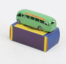 Matchbox Lesney 21 Bedford Duple RW/B2 box Virtually Mint/Nice box