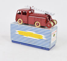 French Dinky toys 32E Fourgon - Fire Engine Virtually Mint/Nice box (Carlton)