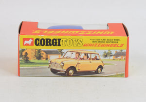 Corgi toys 204 Morris Mini Minor Virtually Mint/Nice box