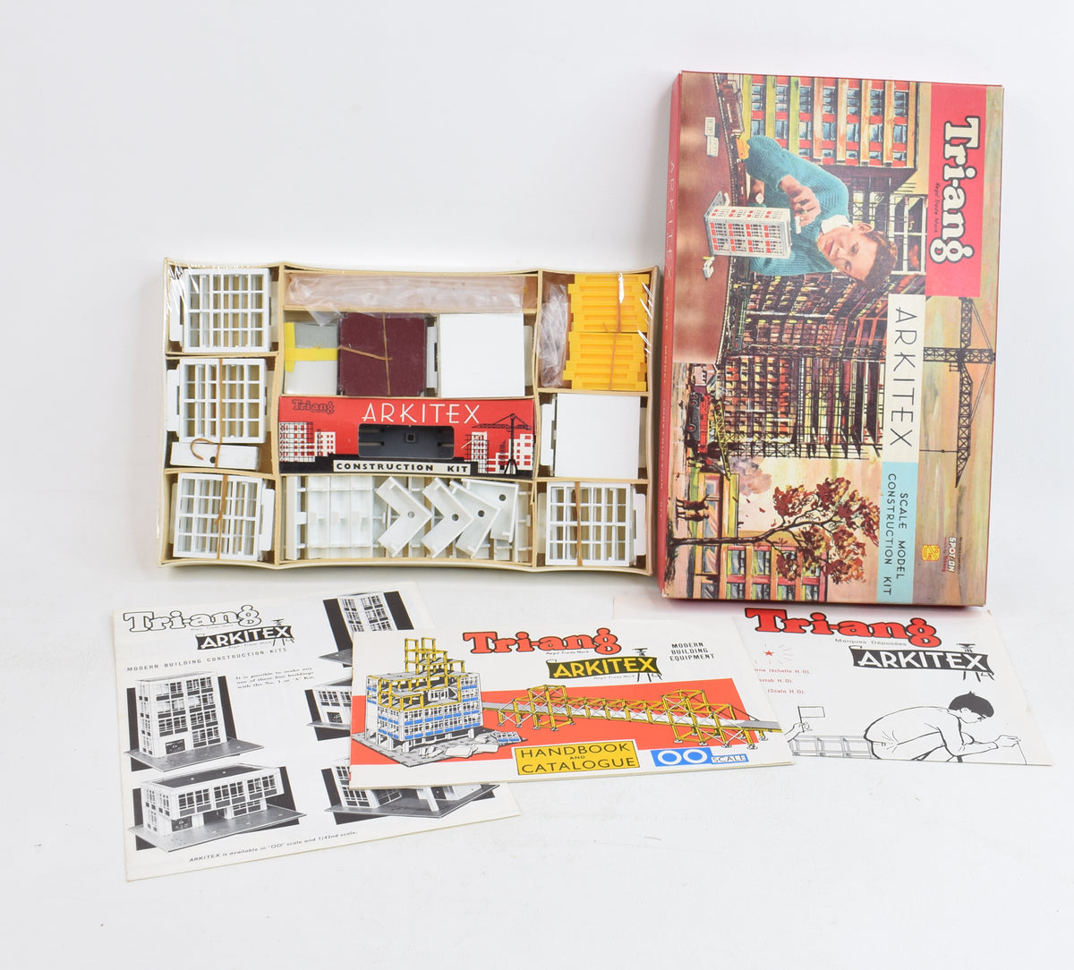 Tri-ang Spot-on Arkitex set Mint/Lovely box