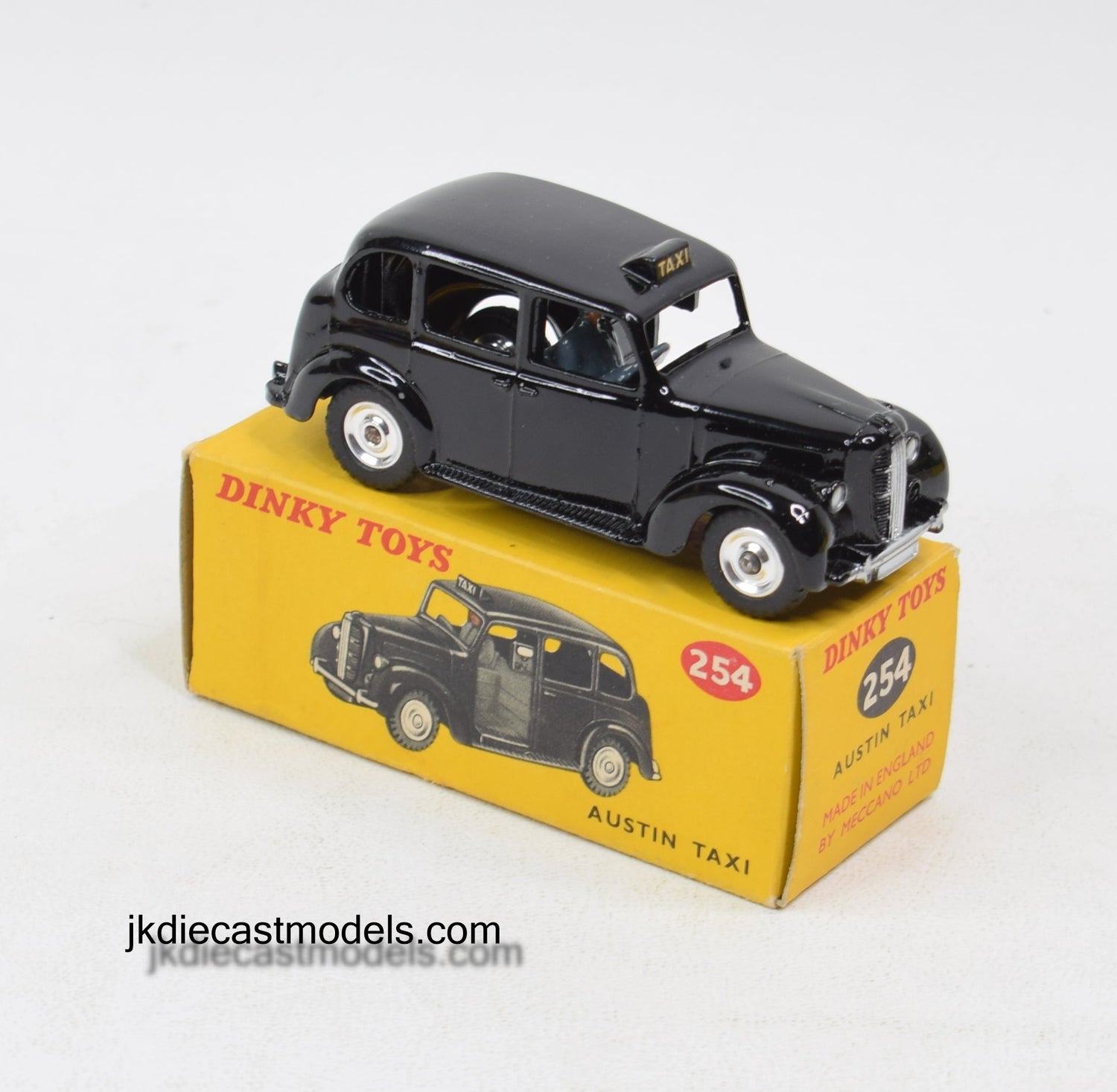 Dinky toys 254 Austin Taxi Virtually Mint/Nice box 'BGS Collection'