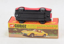 Corgi toys 387 Corvette Stingray Mint/Nice box