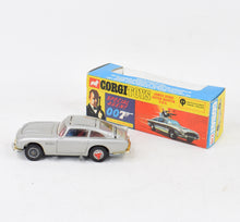Corgi Toys 270 James Bond DB5 Virtually Mint/Nice box