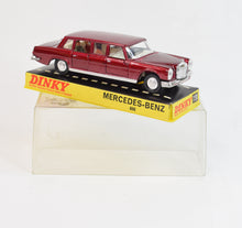 Dinky toy 128 Mercedes-Benz 600 Virtually Mint/Boxed