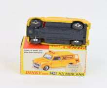 Dinky Toys 274 A.A Minivan Very Near Mint/Boxed (red int)