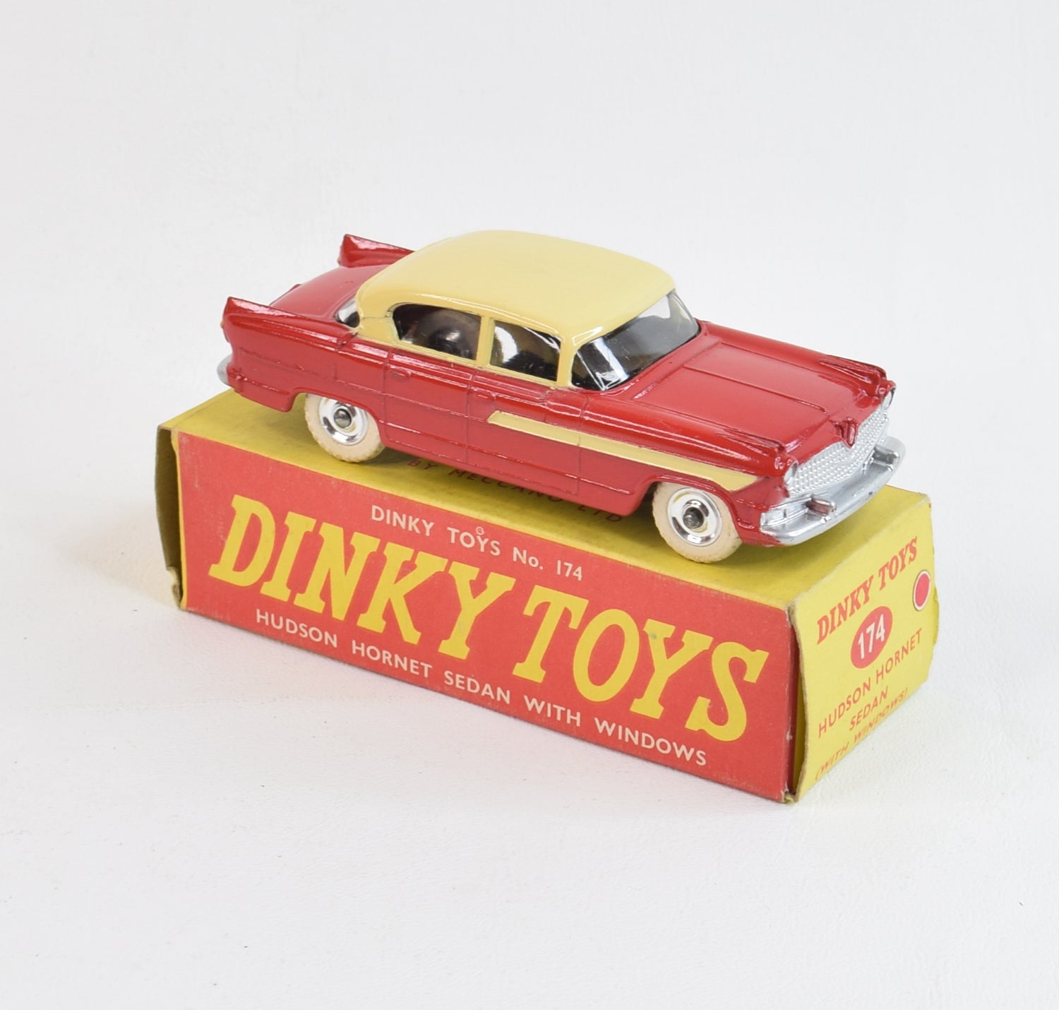 Dinky Toys 174 Hudson Hornet Virtually Mint/Nice box (Spun hubs)
