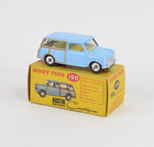 Dinky toys 199 Austin 7 Countryman Virtually Mint/Nice box