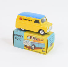 Corgi Toys 422 Bedford Van 'Corgi Toys' Virtually Mint /Nice box