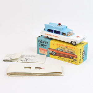 Corgi toys 437 Superior Ambulance Virtually Mint/Nice box