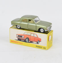 French Dinky Toys 1428 Peugeot 304 Virtually Mint/Nice box