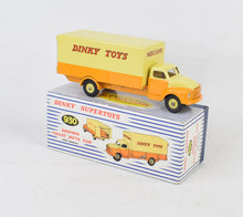Dinky toys 930 Pallet-Jekta Van Virtually Mint/Nice box