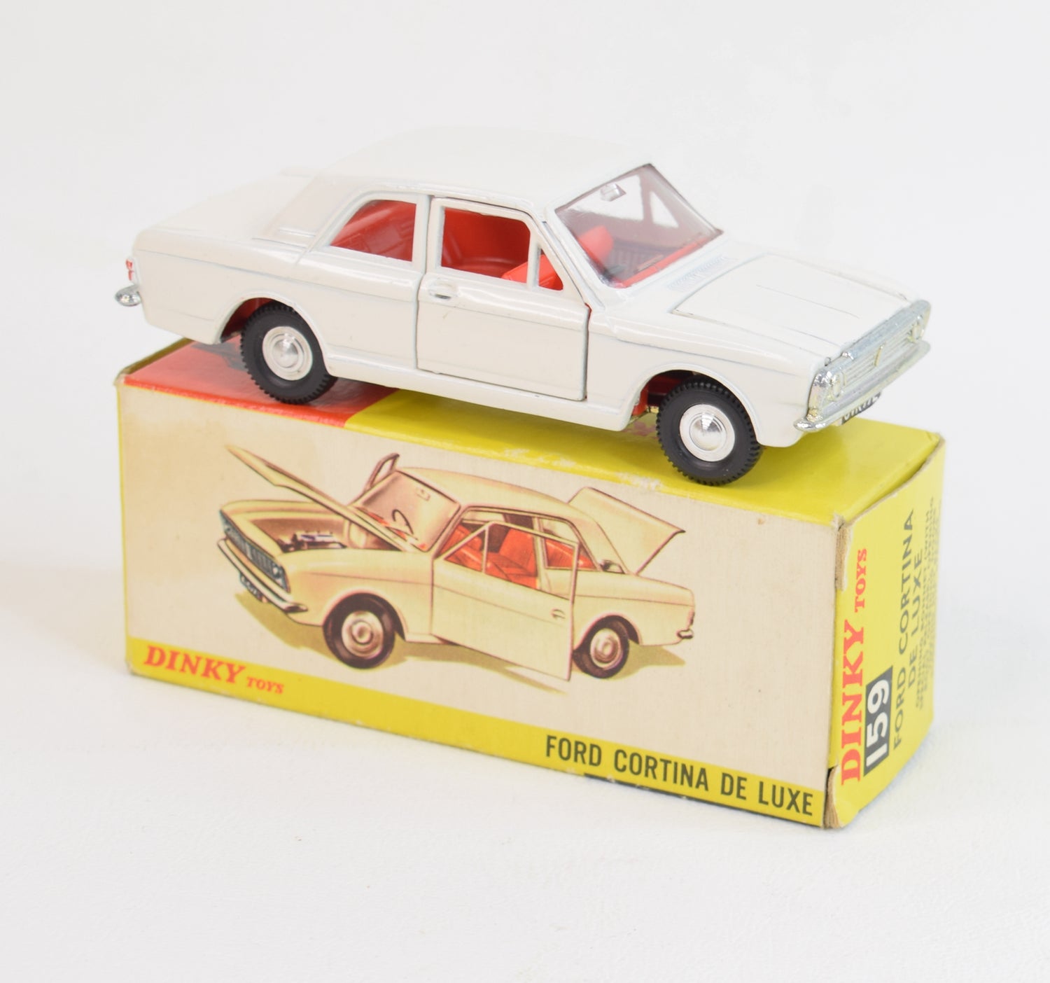 Dinky toys Ford Cortina De Luxe Virtually Mint/Boxed