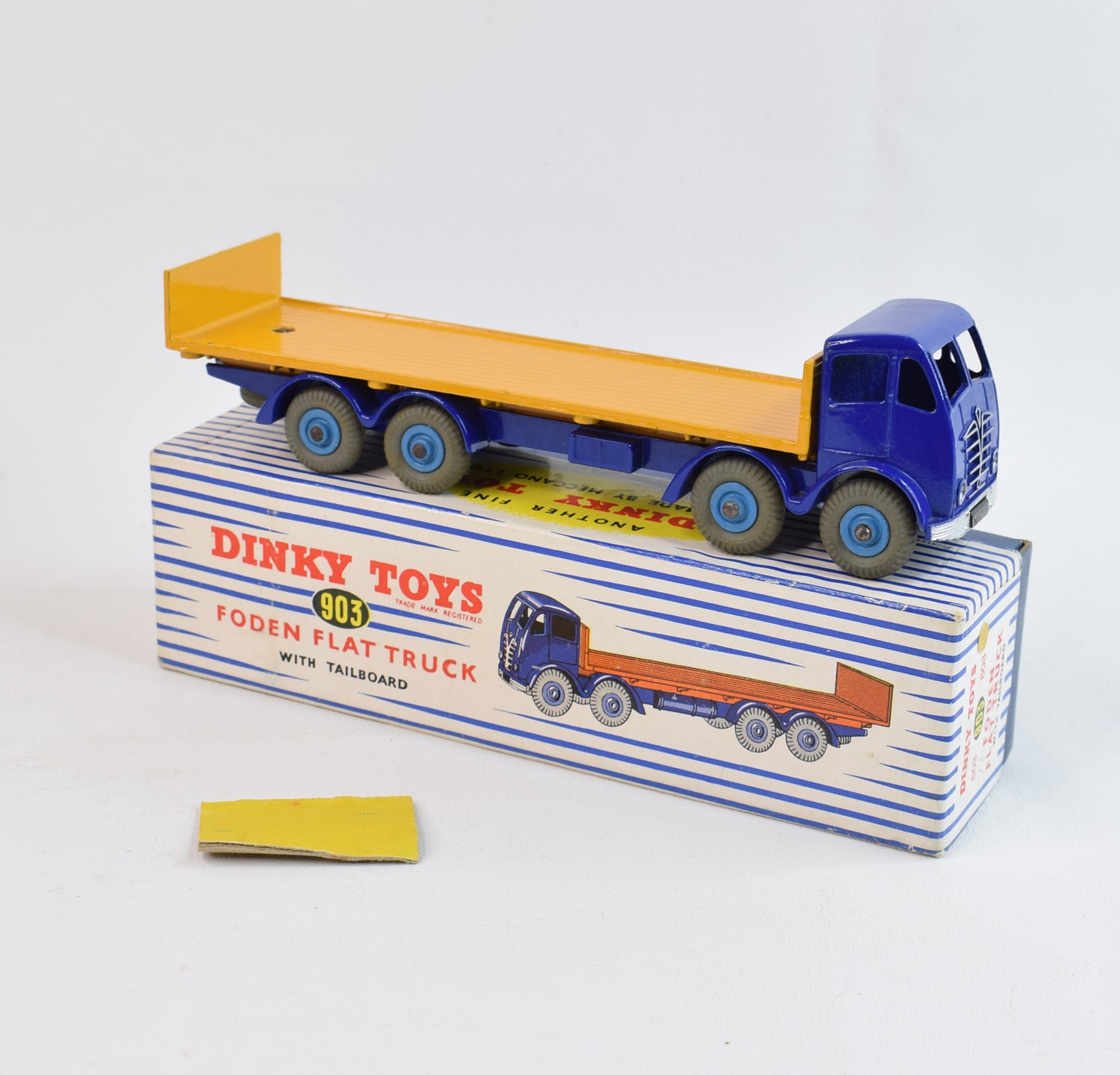 Dinky toys 903 Foden flat truck with tailboard Virtually Mint/Boxed