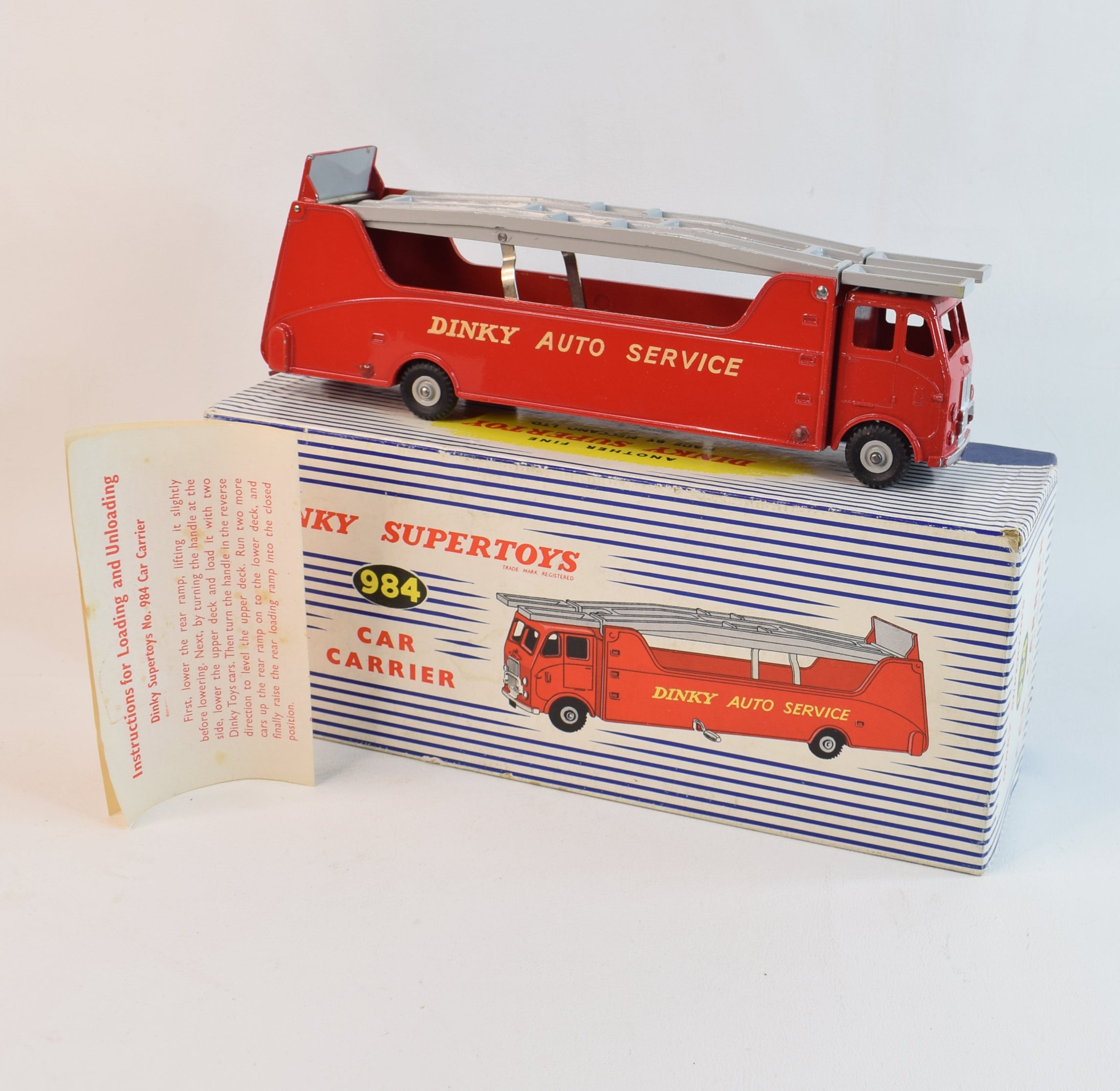 Dinky toys 984 Car Carrier Very Near Mint/Boxed – JK DIE-CAST MODELS