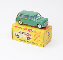 Dinky toys 197 Morris Mini-Traveller Virtually Mint/Boxed
