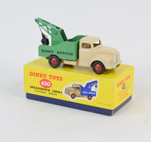 Dinky Toys 430 Commer Breakdown Virtually Mint/Nice box