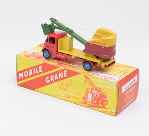 Benbros Qualitoy Sunderland Truck Mobile excavator Very Near Mint/Boxed 'Carlton Collection'