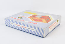 Dinky toys 954 Fire Station kit Virtually Mint/Nice box