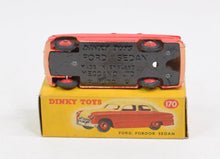 Dinky toys 170 Ford Fordor Virtually Mint/Boxed