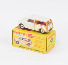 Dinky toys 197 Morris Mini-Traveller Virtually Mint/Nice box