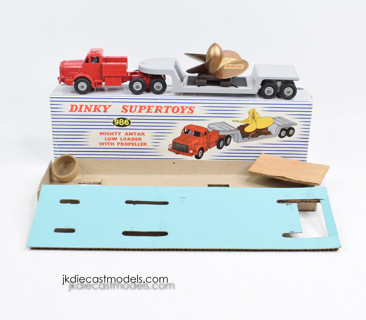 Dinky toy 986 Mighty Antar with Propeller Virtually Mint/Nice box (without windows)