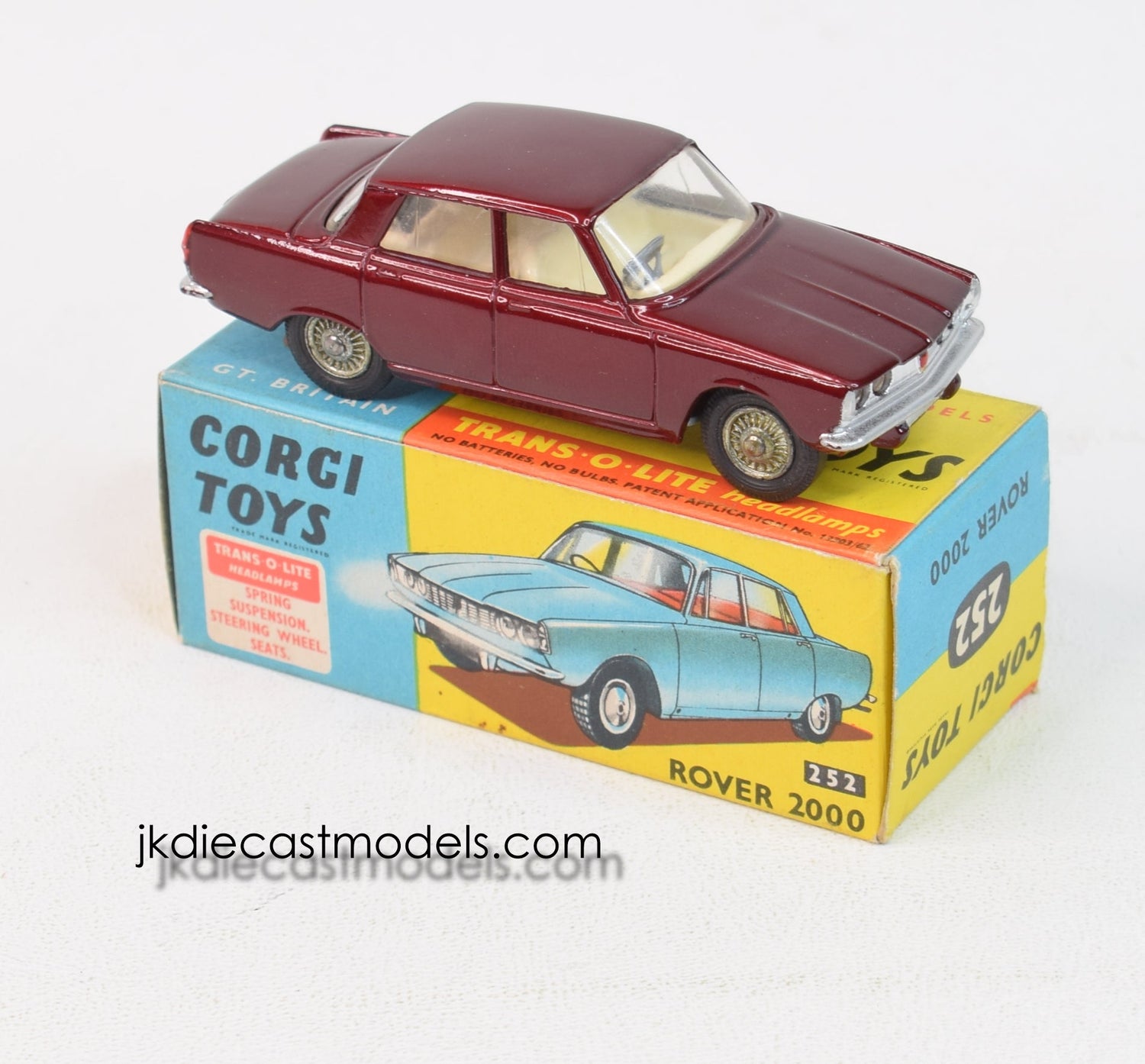 Corgi toys 252 Rover 2000 Virtually Mint/Boxed (Cast hubs)