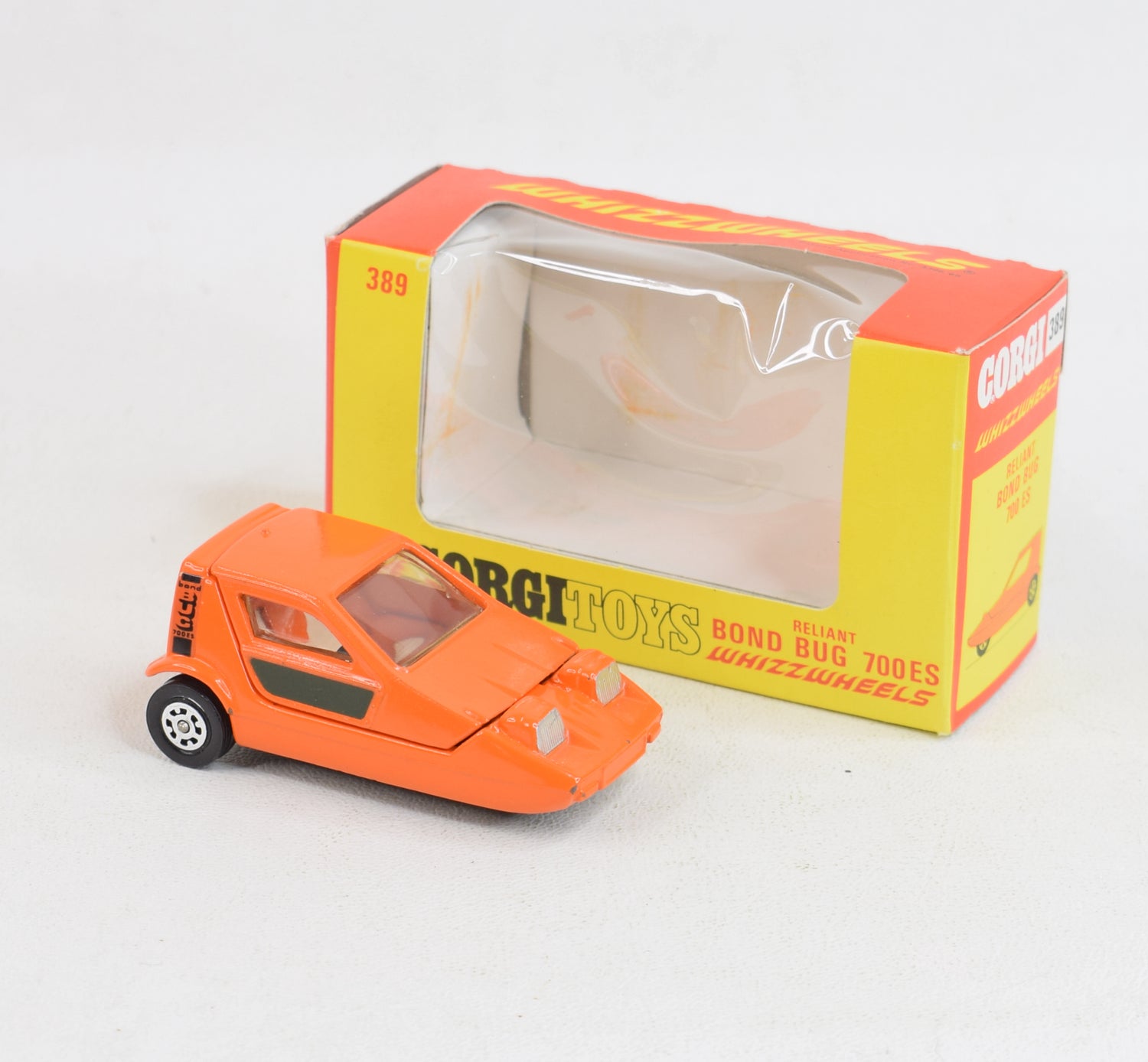 Corgi toys 389 Bond Bug 700ES Virtually Mint/Lovely box