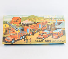 Corgi gift set 23 Chipperfields Mint/Nice box