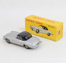 Dinky toys 526 Mercedes 190sl Virtually Mint/Boxed