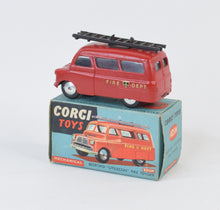 Corgi toys 405m Bedford Fire Tender Virtually Mint/Boxed (Dark red)