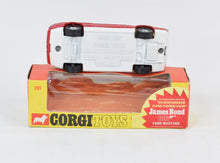 Corgi toys 391 James Bond Ford Mustang (Treaded wall open slot hubs) Virtually Mint/Nice box