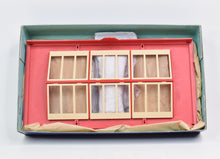 Dinky toys 785 Service Station Virtually Mint/Nice box