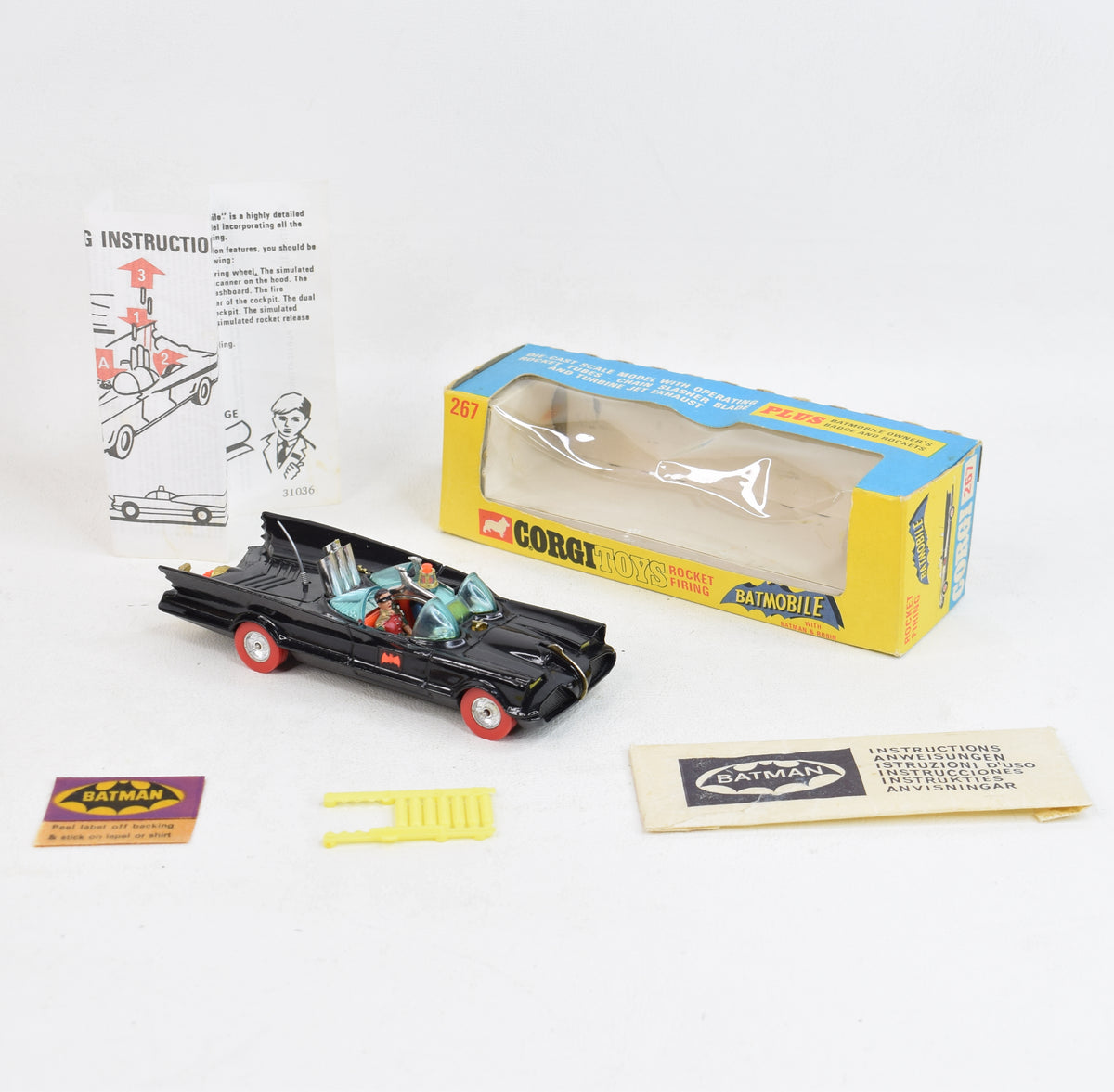 Corgi toys 267 Red Tyre Batmobile Virtually Mint/Boxed