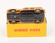 Dinky toy 27f/344 Estate car Virtually Mint/Boxed (Fawn hubs)