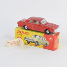 Dinky toys 130 Ford Consul Corsair Virtually Mint/Nice box