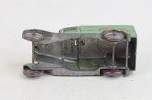Dinky Toys 28M 'Wakefield Castrol' Type 1 Delivery Van - Near/Mint