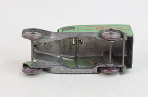 Dinky Toys 28M 'Wakefield Castrol' Type 1 Delivery Van - Near/Mint