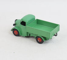 Dinky toys 25w/411 Bedford Truck Virtually Mint