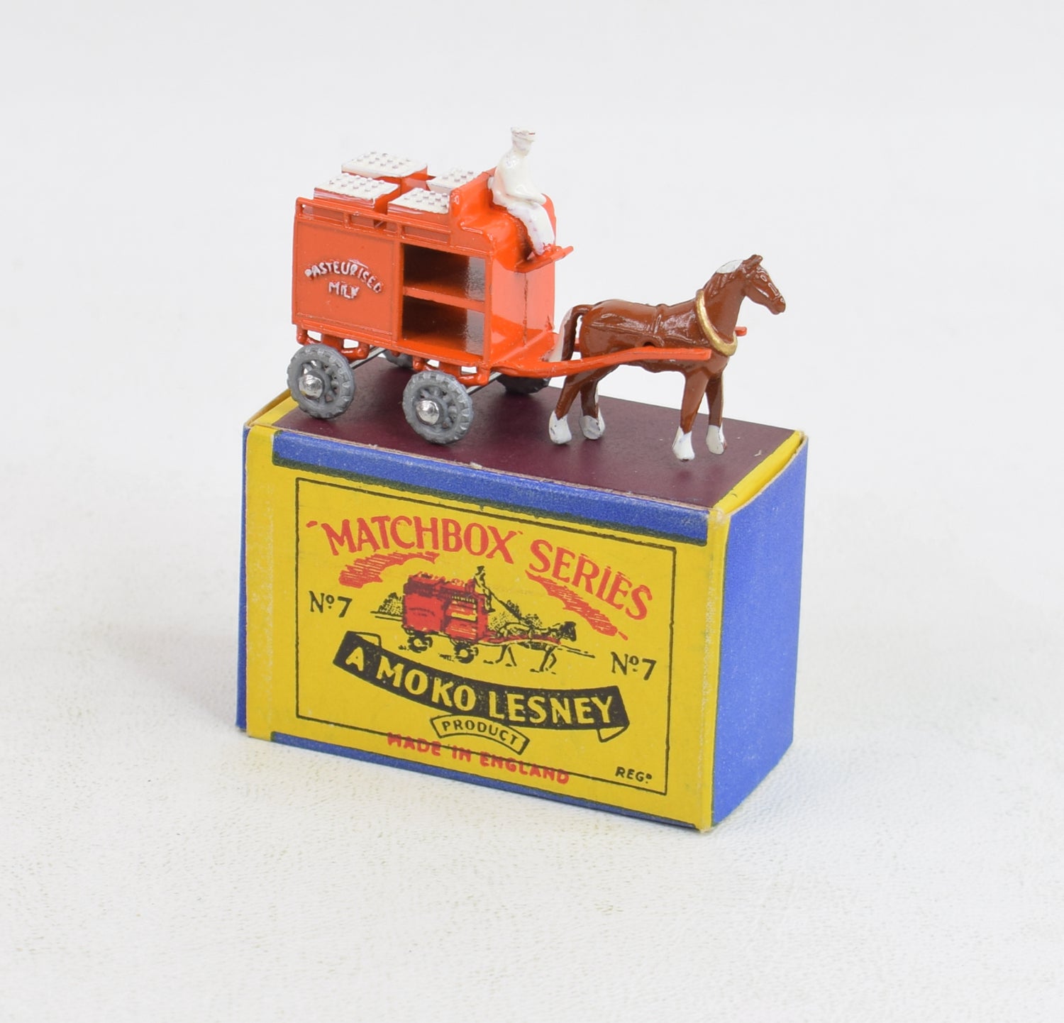 Matchbox Lesney 7 Horse drawn milk float Virtually Mint/Nice box