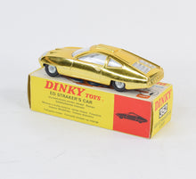 Dinky toys 352 Ed Straker’s Virtually Mint/Nice box (Unley)