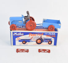 Moko Lesney Tractor & Trailer gift set - Virtually Mint/Nice box