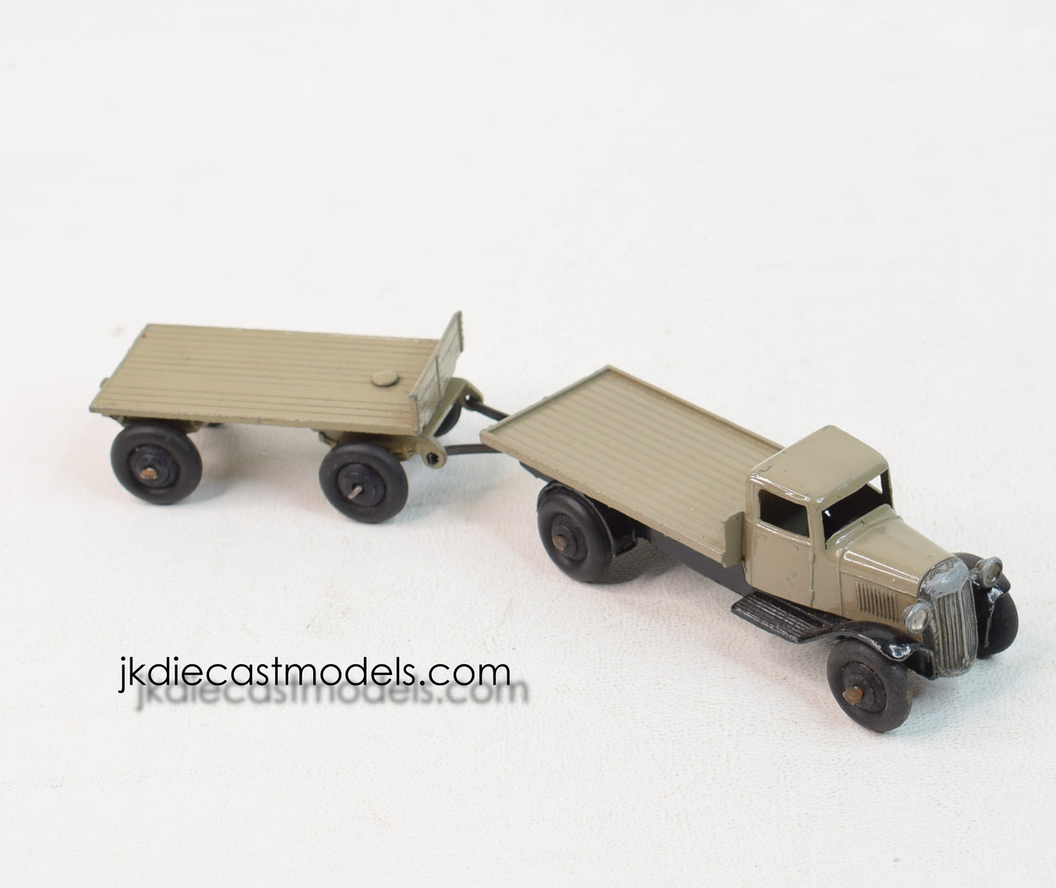 Dinky toy 25T Flat truck & trailer Virtually Mint (3rd type)
