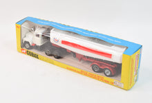 Corgi toys 1152 Mack Truck 'Esso' Mint/Nice box