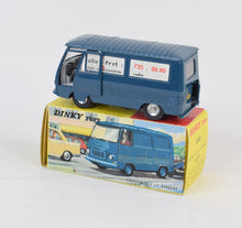 French Dinky 570 Fourgon 'Allo Fret' Virtually Mint/Nice box (J.C)